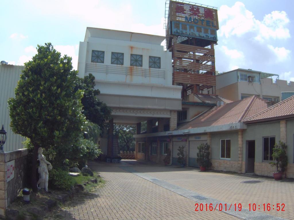 Changsing Business Motel Тайнань Экстерьер фото